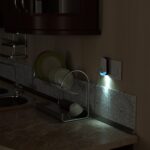 Plug-in Pest Repellent - Image 2